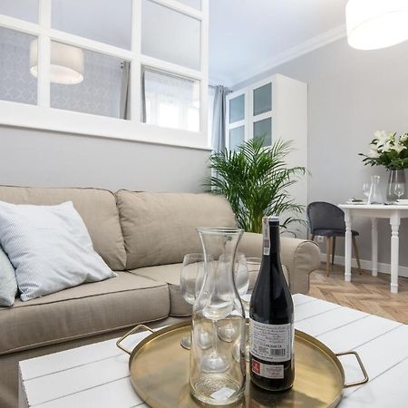 Apartment Nearto Old Town Kraszewskiego Street كراكوفيا المظهر الخارجي الصورة